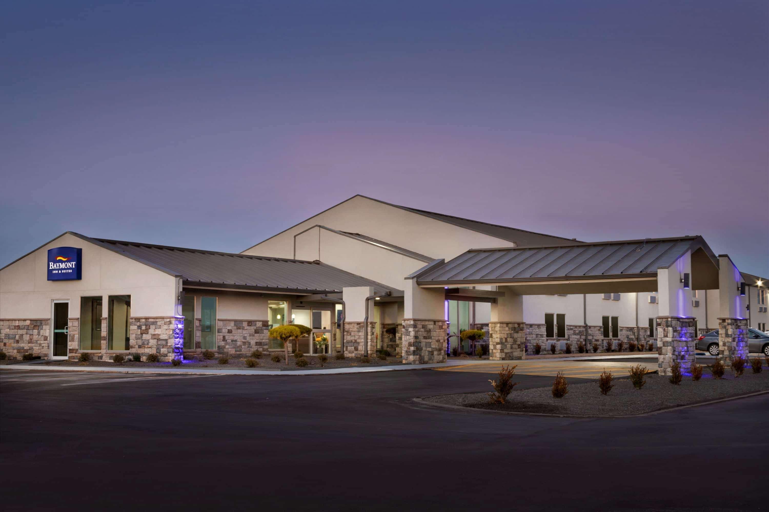 Baymont Inn & Suites Shawnee Extérieur photo