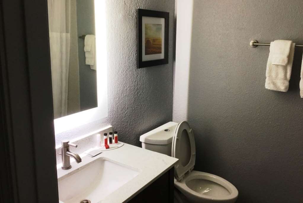 Baymont Inn & Suites Shawnee Chambre photo