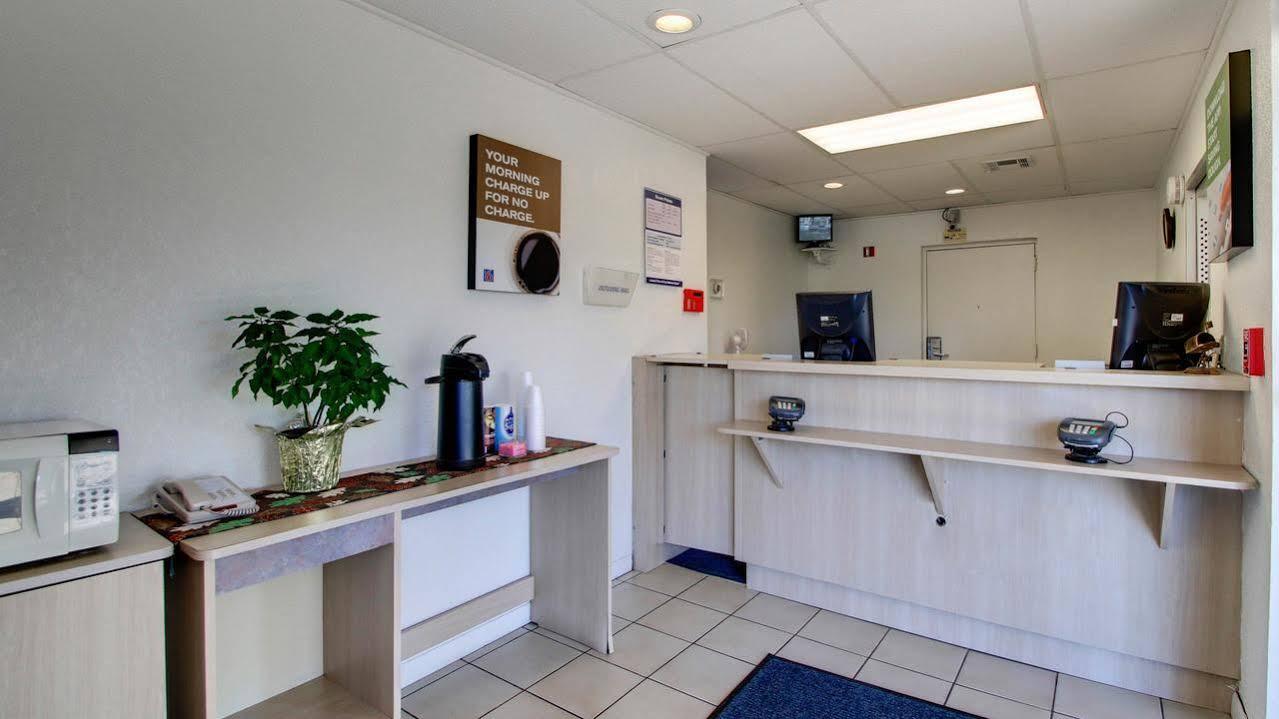 Baymont Inn & Suites Shawnee Extérieur photo